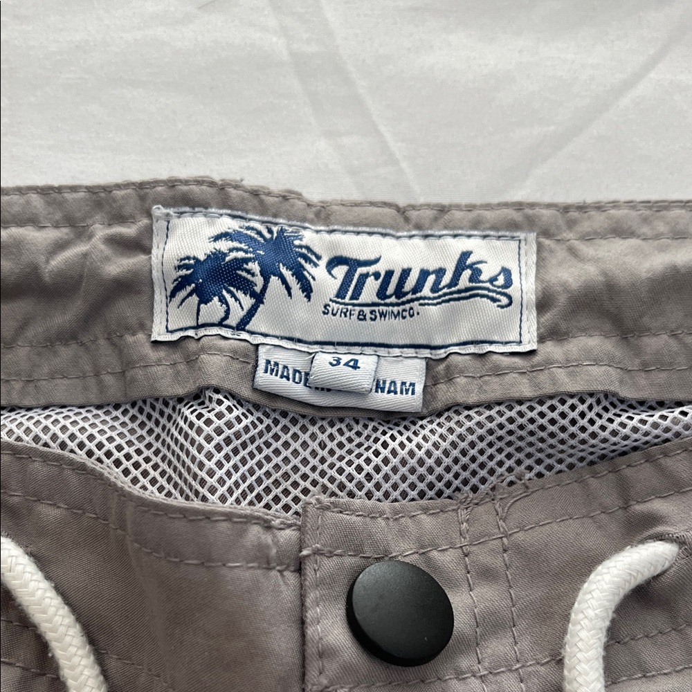 Men's Gray Swim Trunks 34 waist - Picture 8 of 12